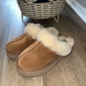 UGG Women's Chestnut Sheepskin Slippers